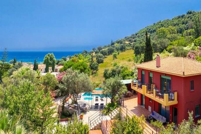  . - Villa Poseidonia . (Photo Gallery) }}