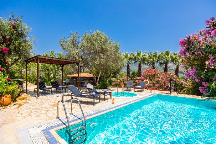  . - Villa Poseidonia . (Photo Gallery) }}
