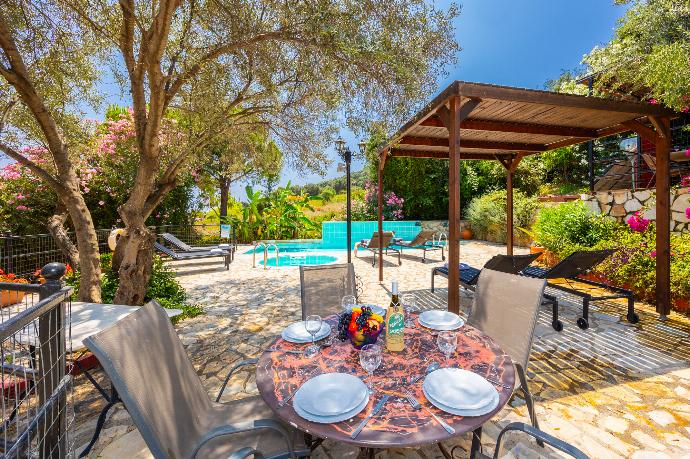  . - Villa Poseidonia . (Photo Gallery) }}
