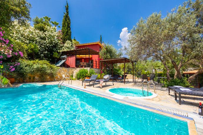  . - Villa Poseidonia . (Photo Gallery) }}