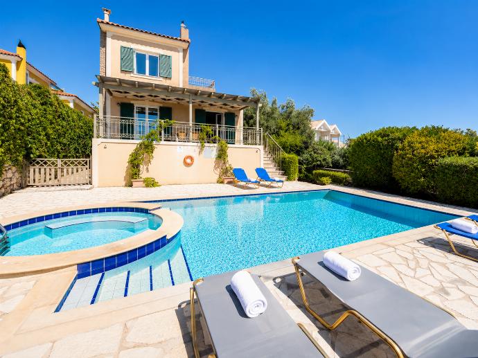 Villa Penelope Sea View