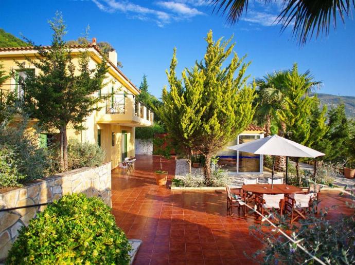 Villa Atlantis