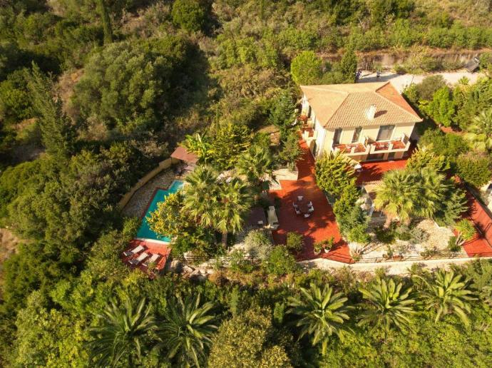 Villa Atlantis