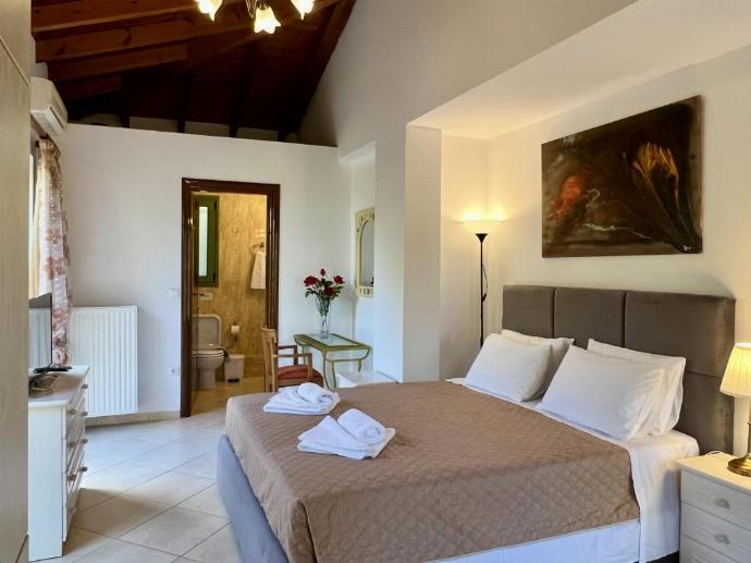 Villa Atlantis