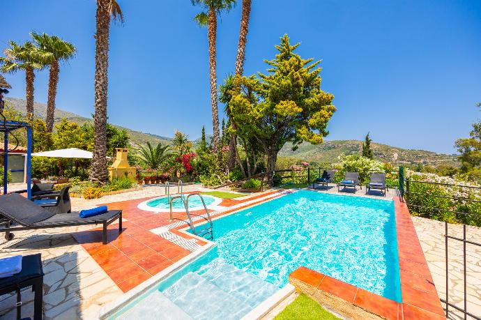 Villa Atlantis