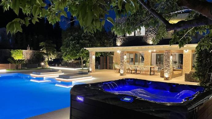 . - Villa Wild Willow . (Photo Gallery) }}