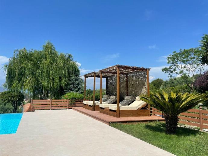  . - Villa Wild Willow . (Photo Gallery) }}
