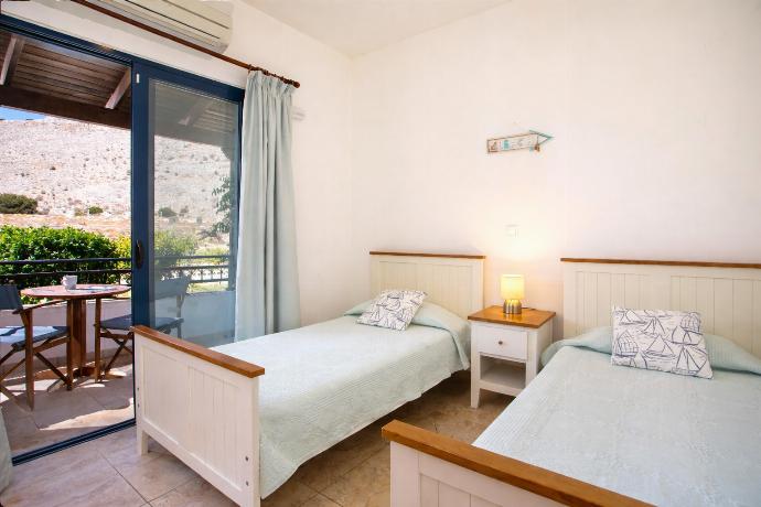  . - Villa Driftwood . (Photo Gallery) }}