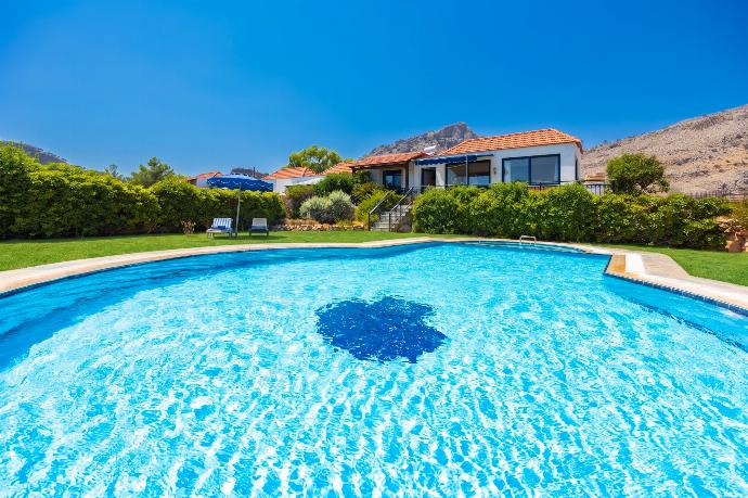 Villa Pebble