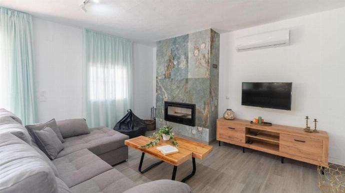  . - Villa el Nacimiento Nerja . (Photo Gallery) }}
