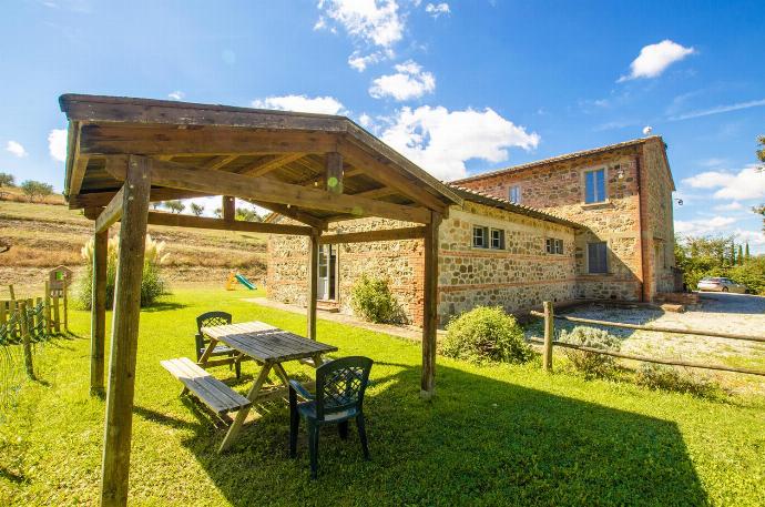  . - Casale del Conte . (Photo Gallery) }}