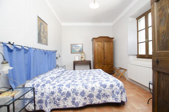  . - Casale del Conte . (Photo Gallery) }}
