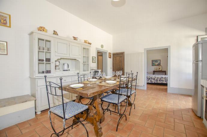  . - Casale del Conte . (Photo Gallery) }}