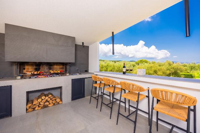 BBQ area . - Villa Vatia 2 . (Galleria fotografica) }}
