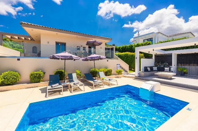 Beautiful villa with private pool and terrace . - Villa Vatia 2 . (Galleria fotografica) }}