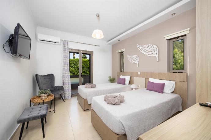 Villa Vatia 2