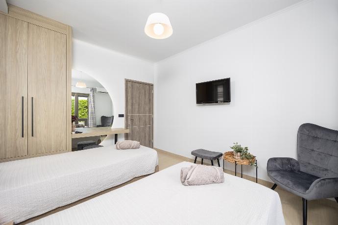 Villa Vatia 2