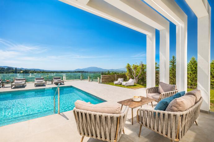 Villa Vatia 3