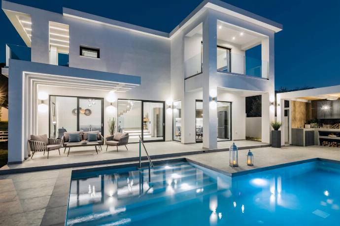 Villa Vatia 3