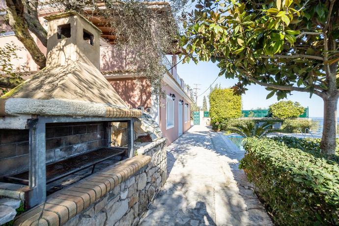  . - Villa Doreta . (Photo Gallery) }}