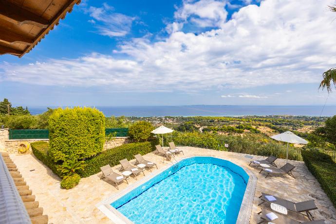 Private pool and terrace with sea views . - Villa Doreta . (Photo Gallery) }}