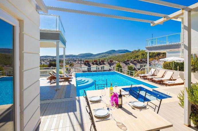 Terrace area . - Residence Villa 1 . (Photo Gallery) }}