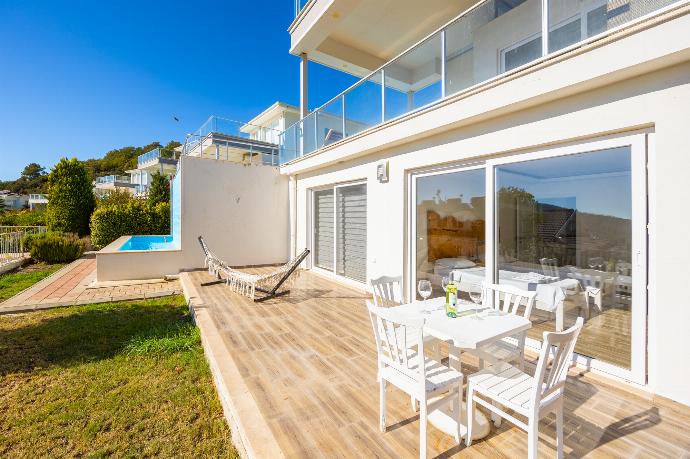 Terrace area . - Residence Villa 1 . (Photo Gallery) }}
