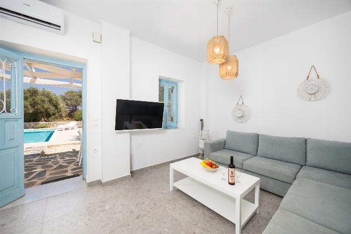 Villa Kalathos Dream White