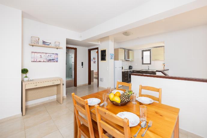 Villa Blue Wave Tessera