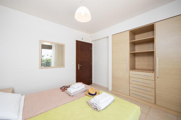 Villa Blue Wave Tessera