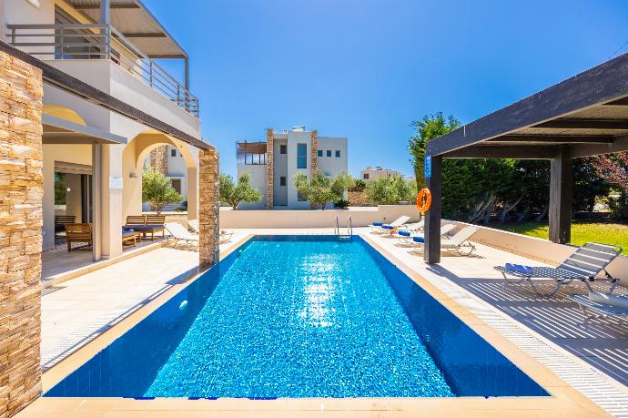 Villa Blue Wave Tessera
