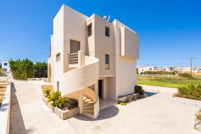 Villa Blue Wave Tessera