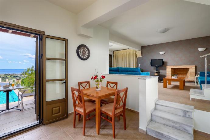  . - Villa Athina . (Photo Gallery) }}