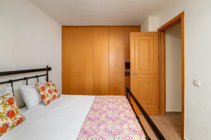  . - Villa Athina . (Photo Gallery) }}