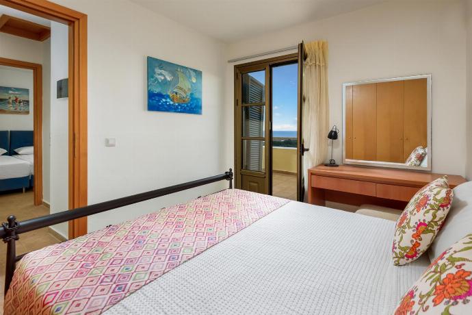  . - Villa Athina . (Photo Gallery) }}