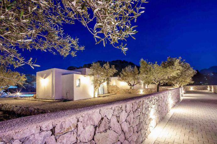 Villa Kalathos Dream Galazio