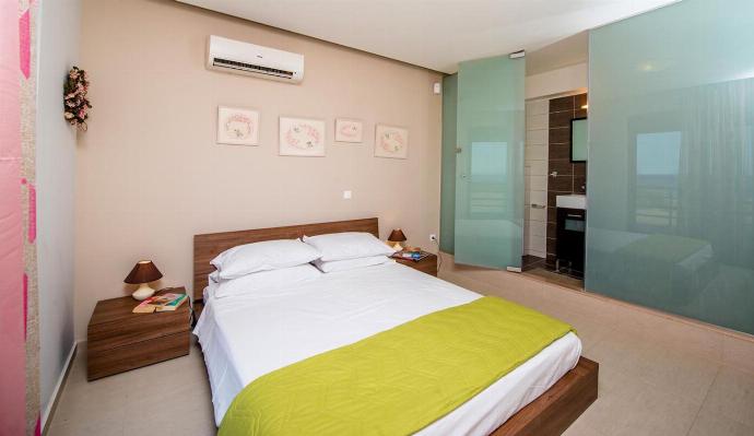  . - Villa Blue Wave Tria . (Photo Gallery) }}