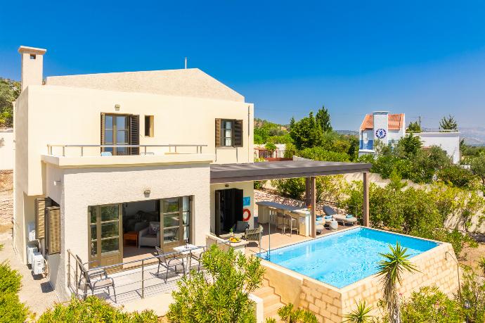 Beautiful villa with private pool and terrace with sea views