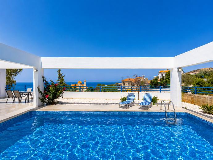  . - Villa Eagles Nest . (Fotogalerie) }}