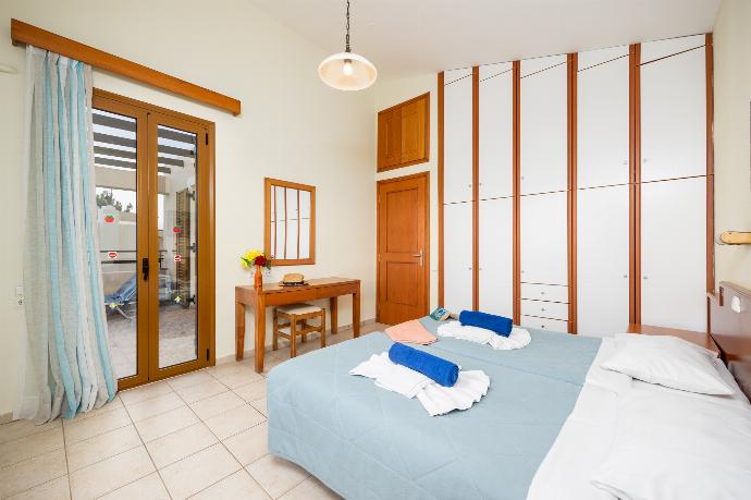 Balos Beach . - Villa Evan . (Photo Gallery) }}