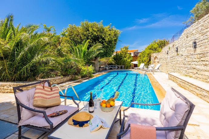  . - Villa Anta . (Photo Gallery) }}