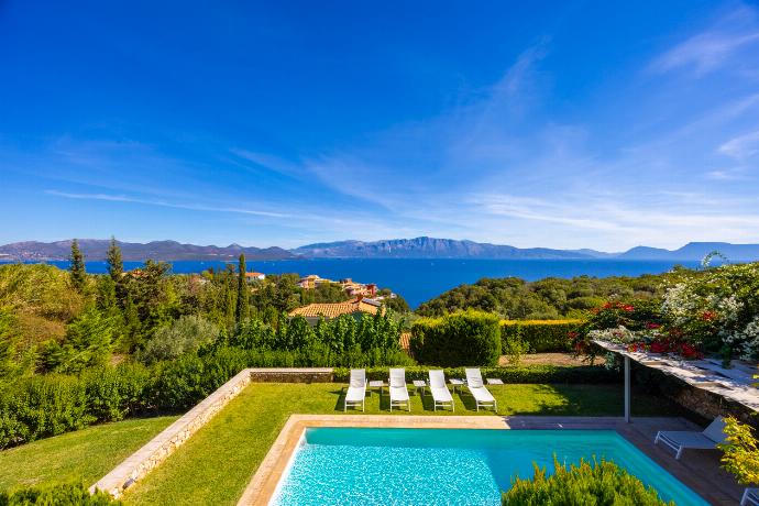  . - Villa Kyklamino . (Photo Gallery) }}