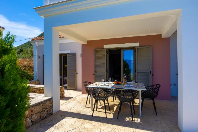  . - Villa Kyklamino . (Photo Gallery) }}