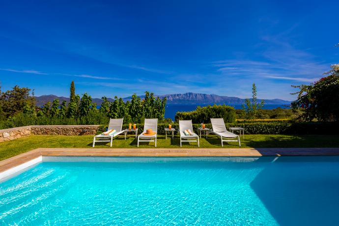  . - Villa Kyklamino . (Photo Gallery) }}