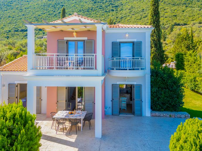  . - Villa Kyklamino . (Photo Gallery) }}