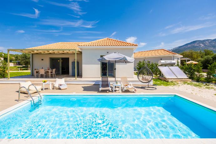  . - Villa Tania Ena . (Photo Gallery) }}