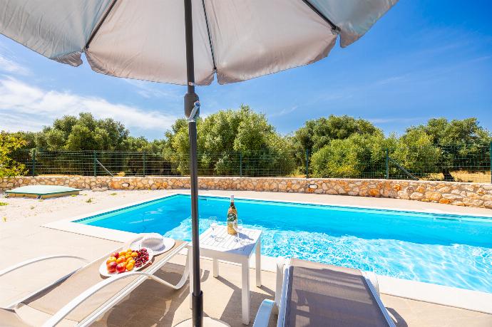  . - Villa Tania Ena . (Photo Gallery) }}