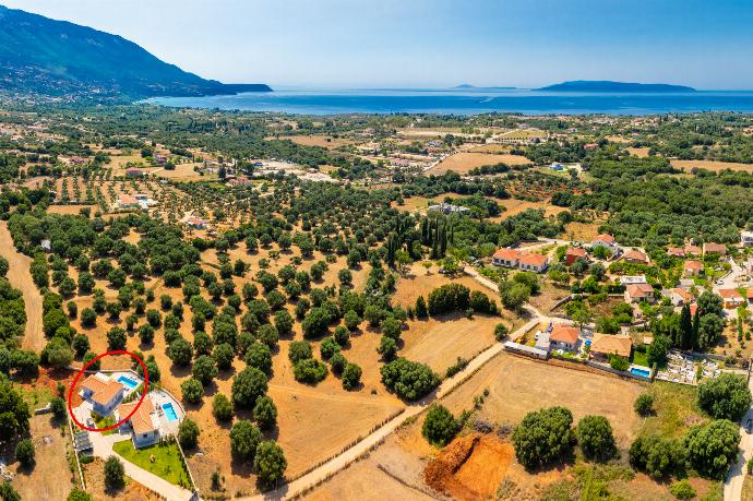  . - Villa Tania Dio . (Photo Gallery) }}