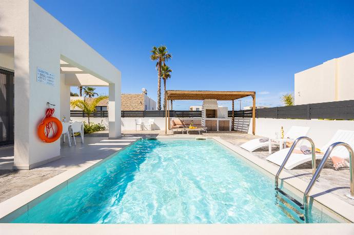 Villa Salty Sun 1