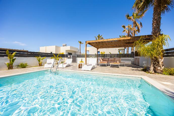 Private pool and terrace . - Villa Salty Sun 2 . (Photo Gallery) }}